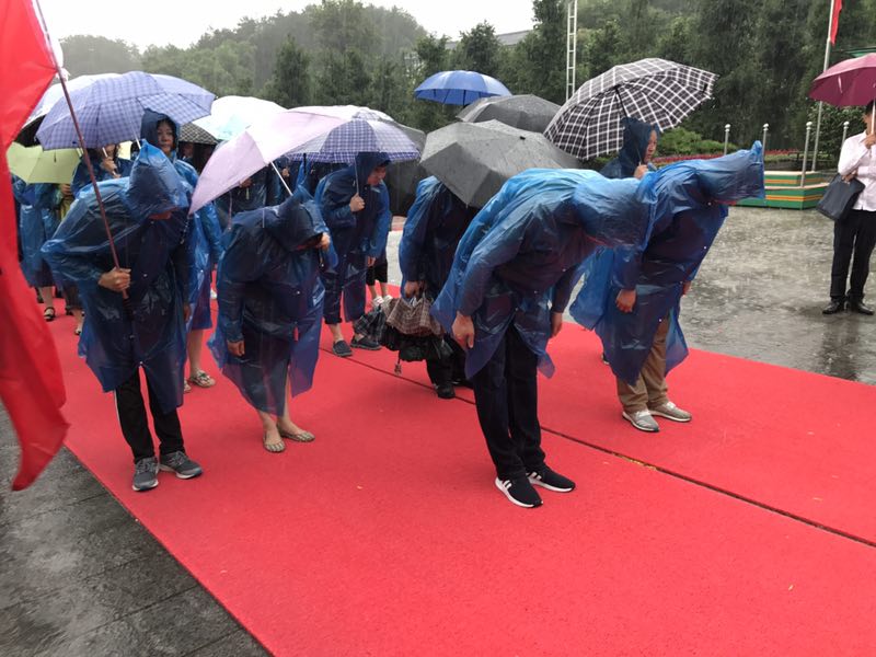 6966集团-不凡成就非凡,相信品牌的力量