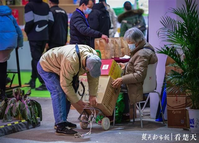 6966集团-不凡成就非凡,相信品牌的力量